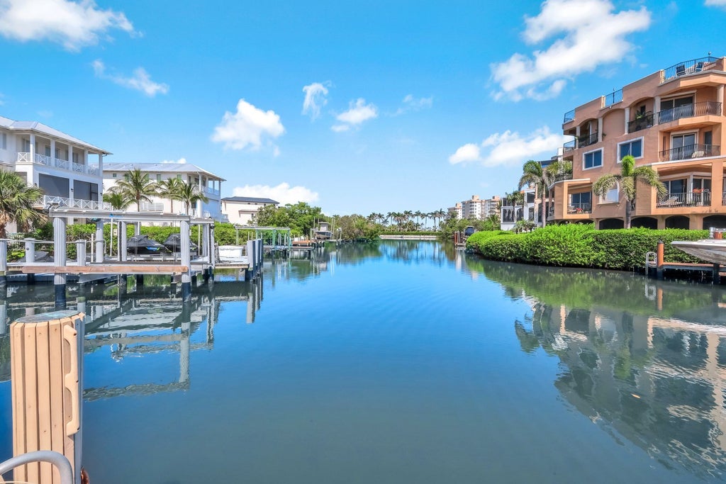 175 Topanga Dr, Bonita Springs