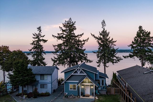 159 S Harrington Lagoon Rd, Coupeville