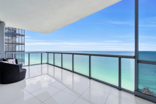 17121 Collins Ave, Unit 2906, Sunny Isles Beach
