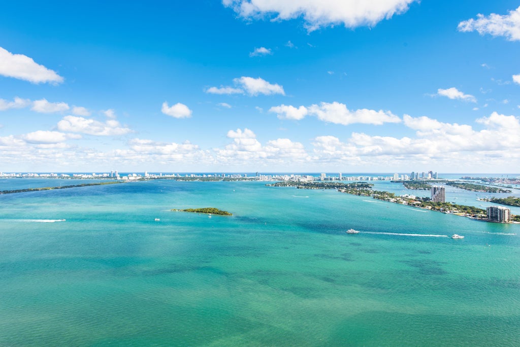 2020 N Bayshore Dr, Unit Ph4502, Miami