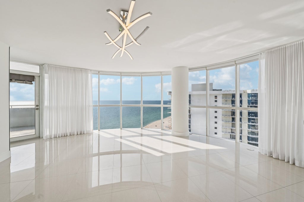 6301 Collins Ave, Unit 2203, Miami Beach