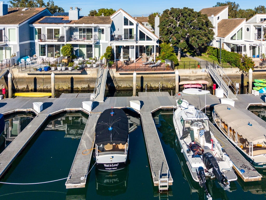 3532 Windspun Dr, Huntington Beach