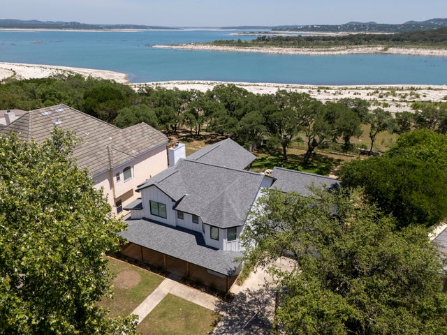 772 Lakebreeze Dr, Canyon Lake