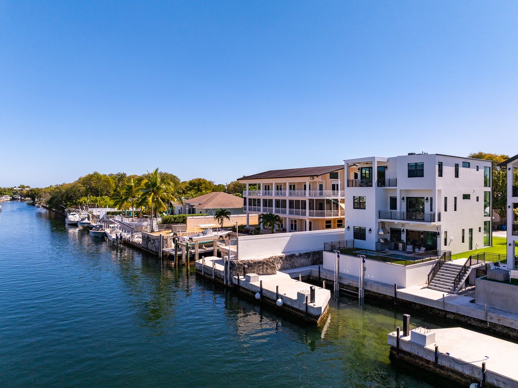 16 Bass Ave, Key Largo