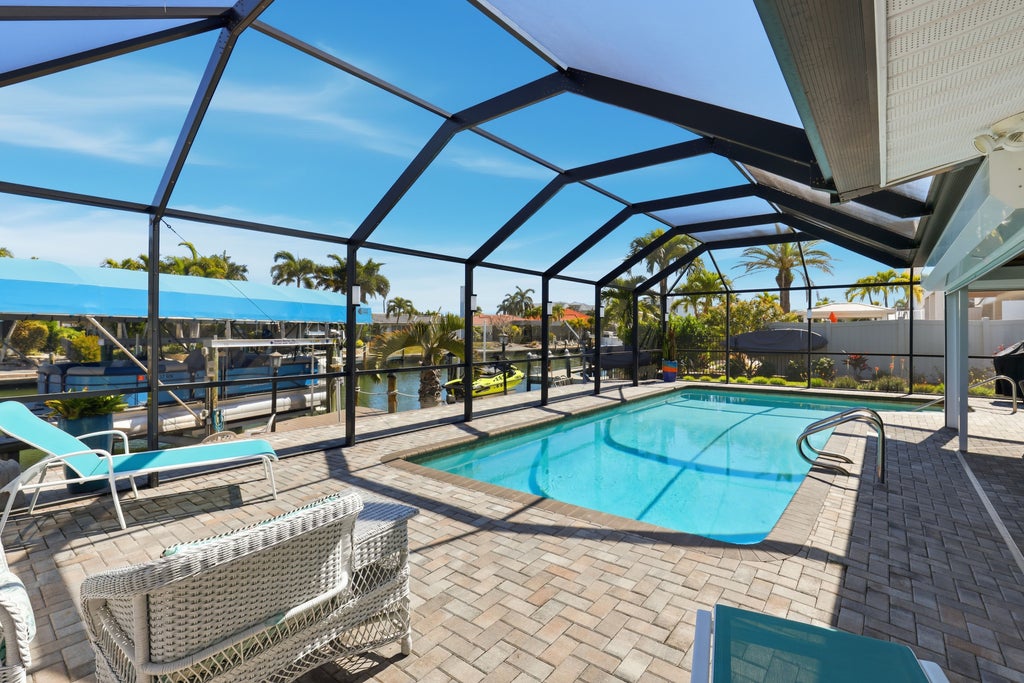 17 Palmview Blvd, Fort Myers Beach