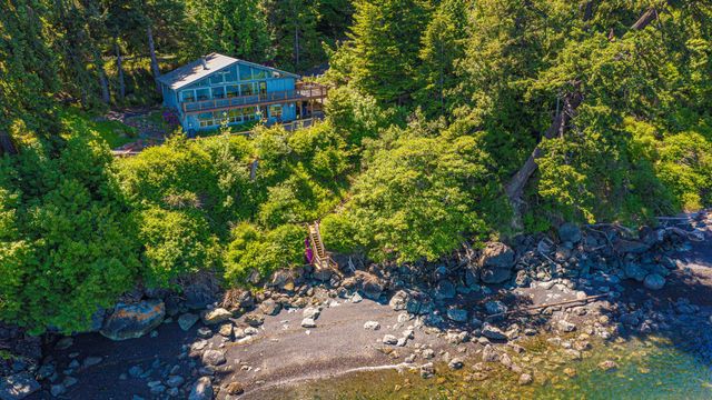 295 Raccoon Point Rd, Orcas Island