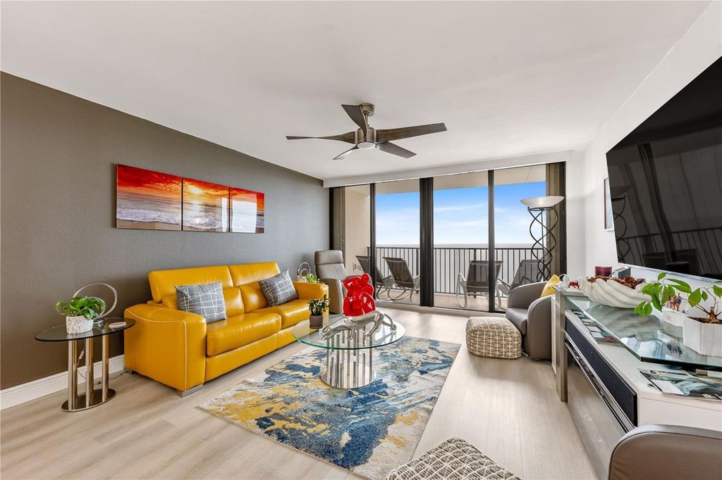 2201 S Ocean Dr, Unit 2202, Hollywood