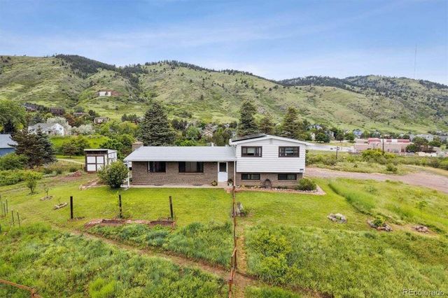 18700 W 4th Avenue, Golden