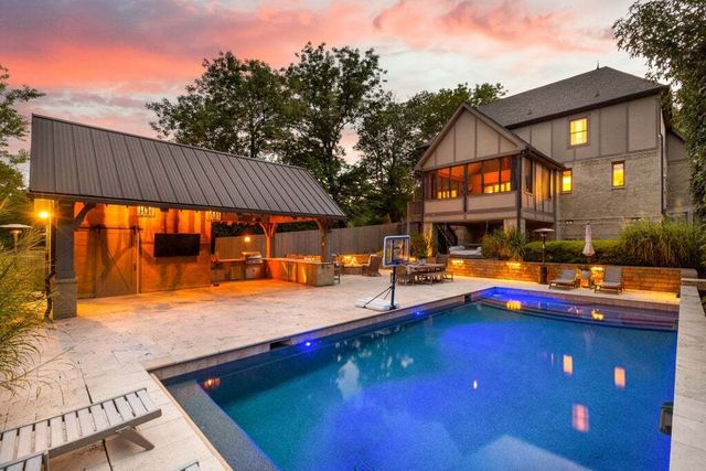 4510 Belmont Park Ter, Nashville