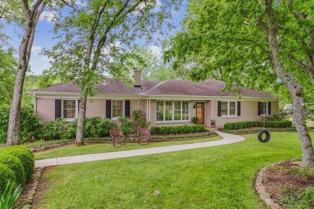 853 Bresslyn Rd, Nashville