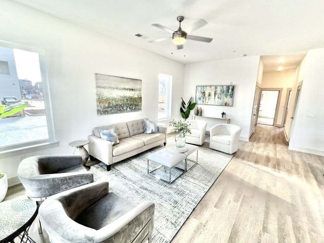 542 Southgate Ave 303, Nashville