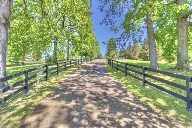 7308 Walker Rd, Fairview