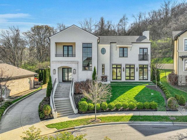 525 Rochester Close, Franklin