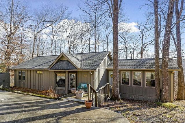 392 Winter Park Cir, Smithville