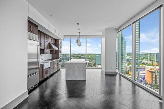 1616 West End Ave 1708, Nashville