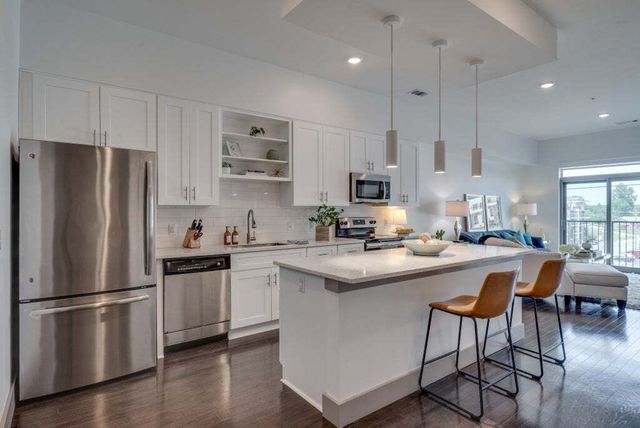 2407 8th Ave S 307, Nashville