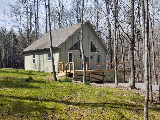 1090 Fairways Drive, Smithville