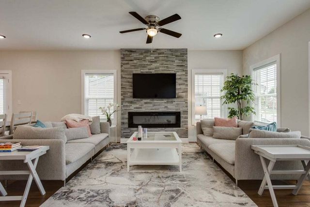6204a Morrow Rd, Nashville