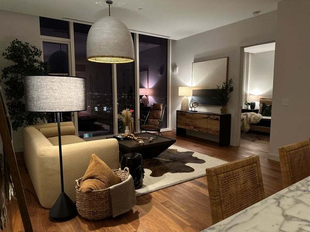 160 2nd Avenue S 2604, Nashville