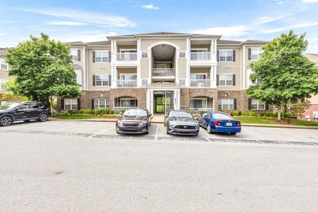 8501 Burnham Ln 10, Antioch