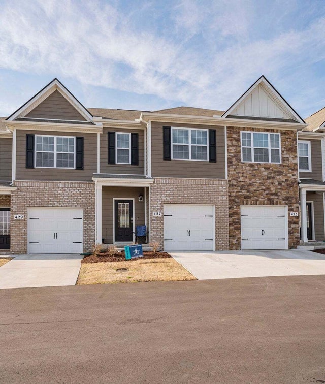 427 Waterfowl Way, Lebanon