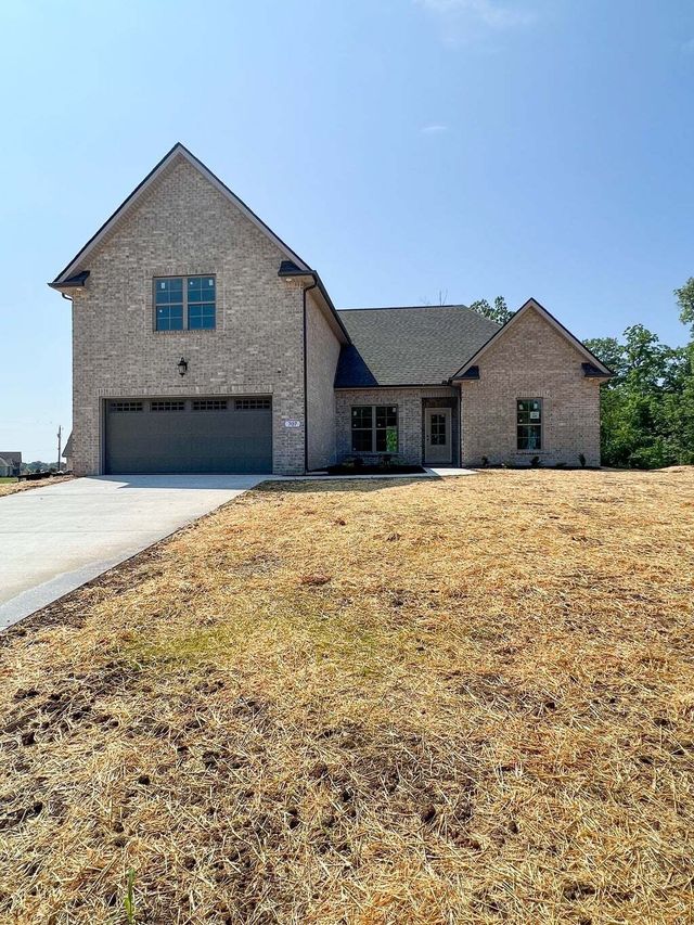 707 Summerline Rd, Smyrna