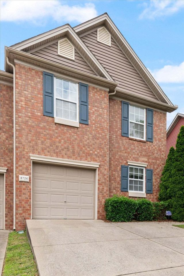 8726 Ambonnay Dr, Brentwood