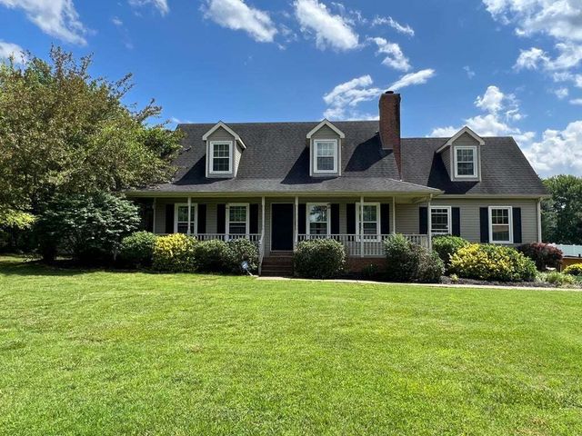 5215 Windrow Road, Rockvale