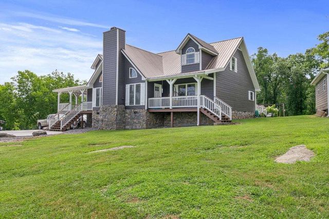 295 Tall Mountain Ln, Bradyville