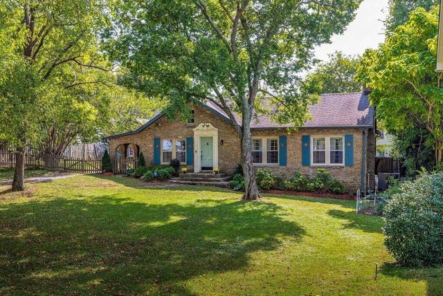 215 Walton Ln, Madison