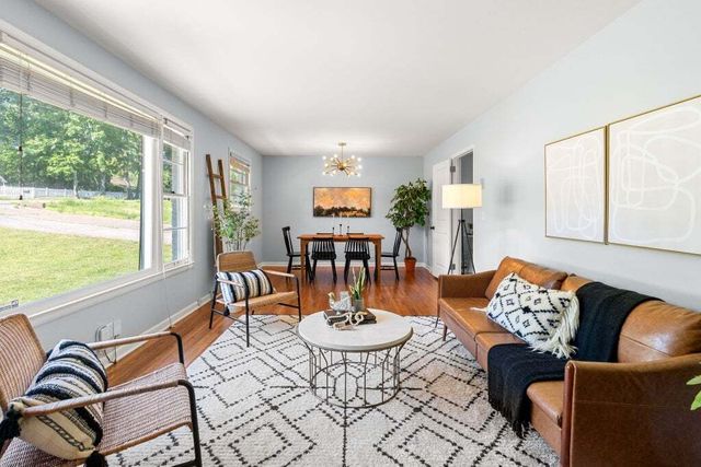 2005 Porter Rd, Nashville