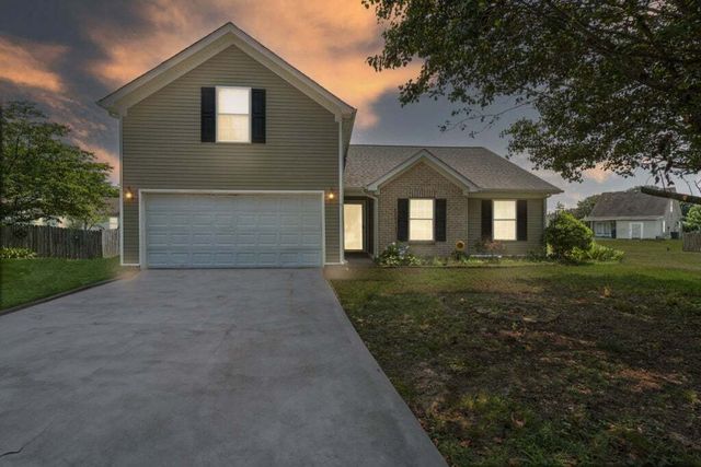 717 Winchester Pl, Antioch