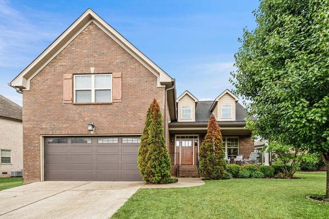 7006 Salmon Run, Spring Hill