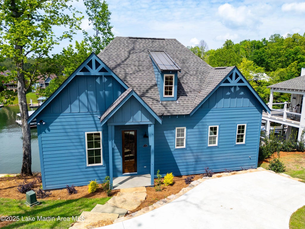 180 Village Trl, Dadeville