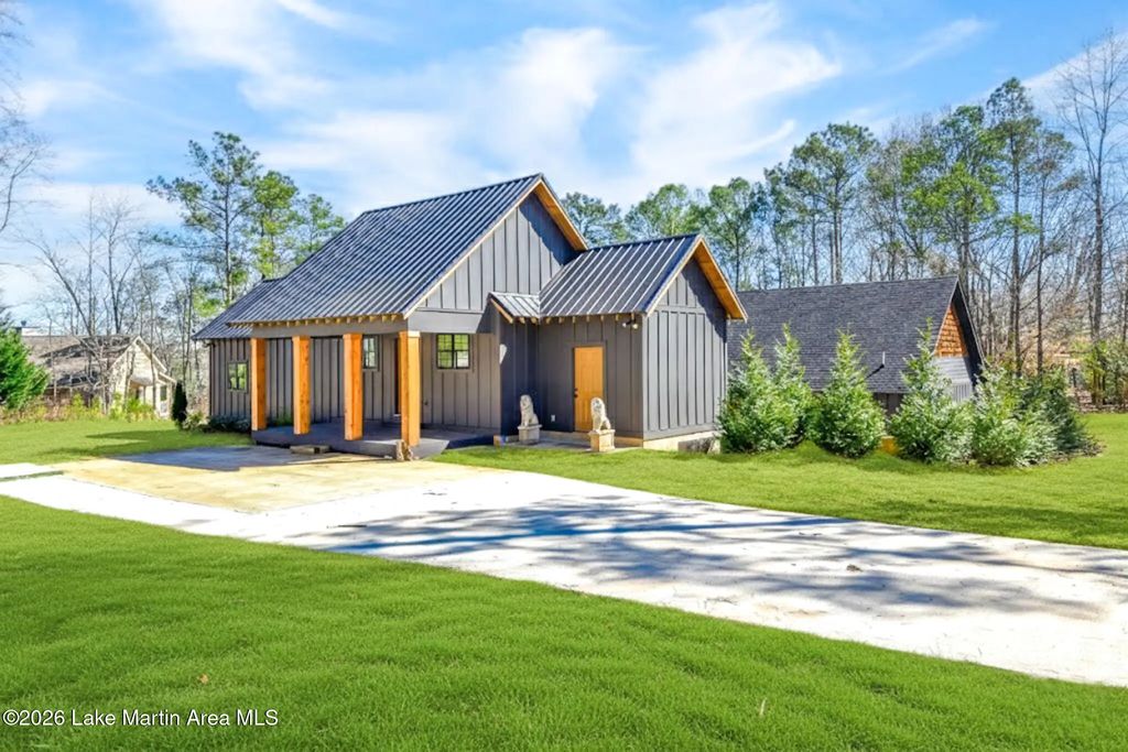 115 Weatherford Cir, Dadeville