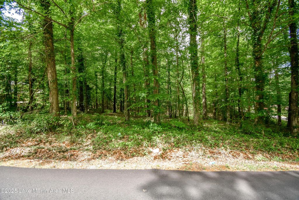 Noble Rd, Tallassee