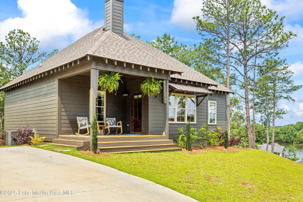 224 Village Trail, Dadeville