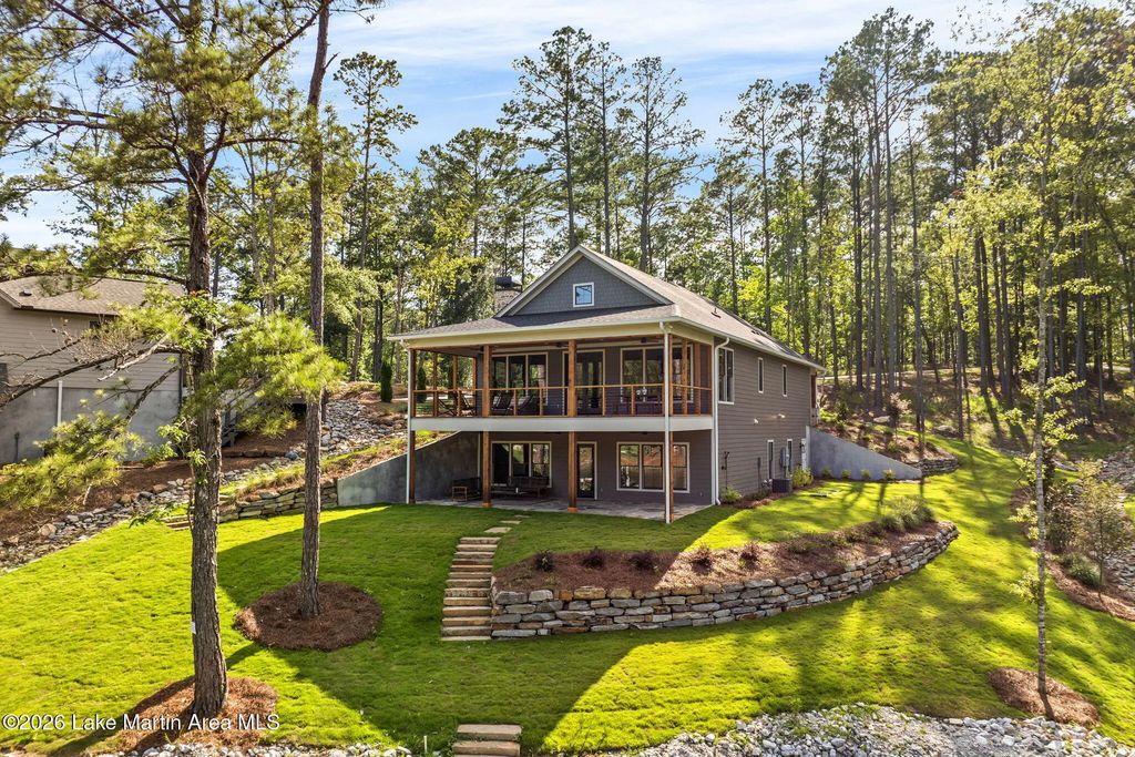 517 Transom Dr, Jacksons Gap
