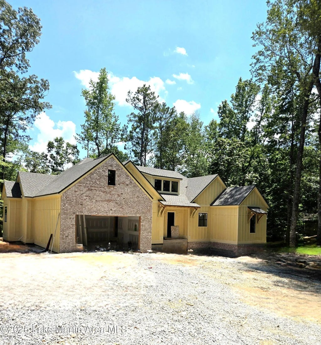 154 Hickory Way, Dadeville