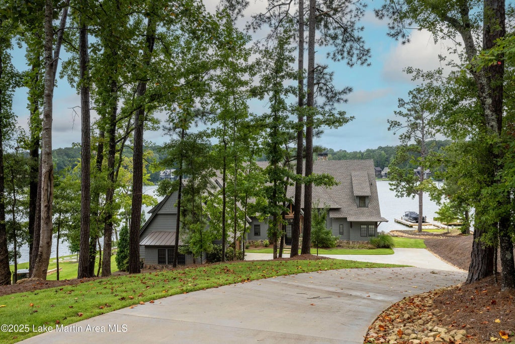 1805 Bulger's Mill Way, Alexander City