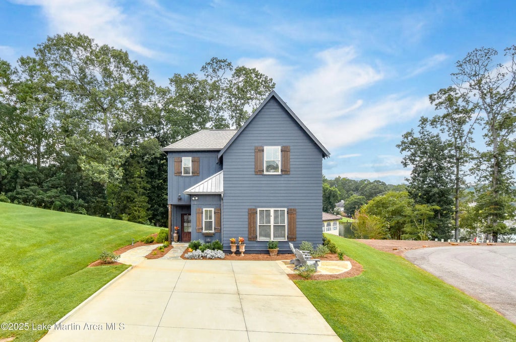 65 Landing Pt, Dadeville