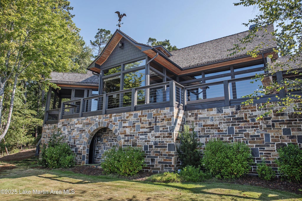 58 South Point Dr, Alexander City