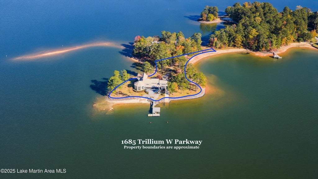 1685 Trillium West Pkwy, Eclectic