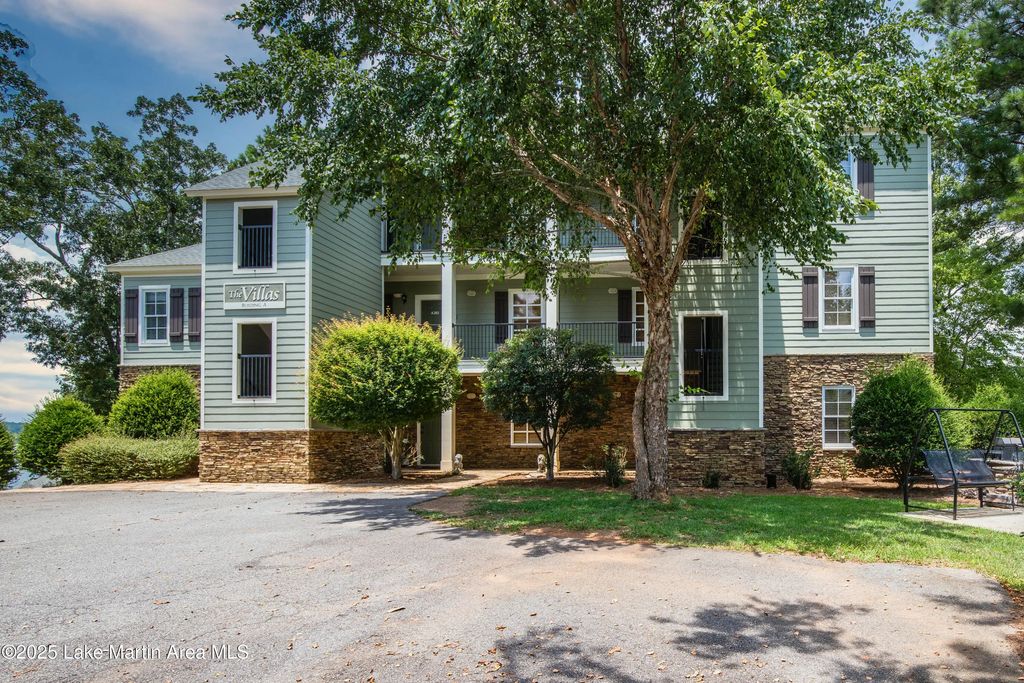 110-203 Village Loop, Dadeville