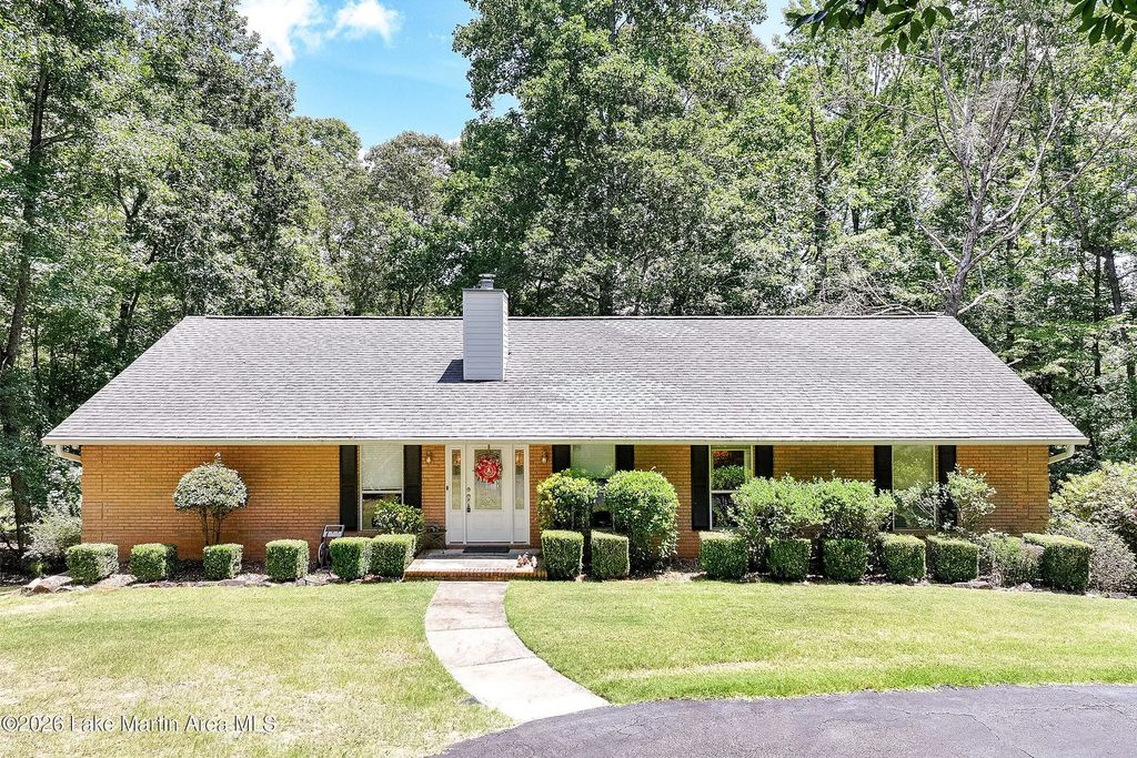 116 Cardinal Heights, Dadeville