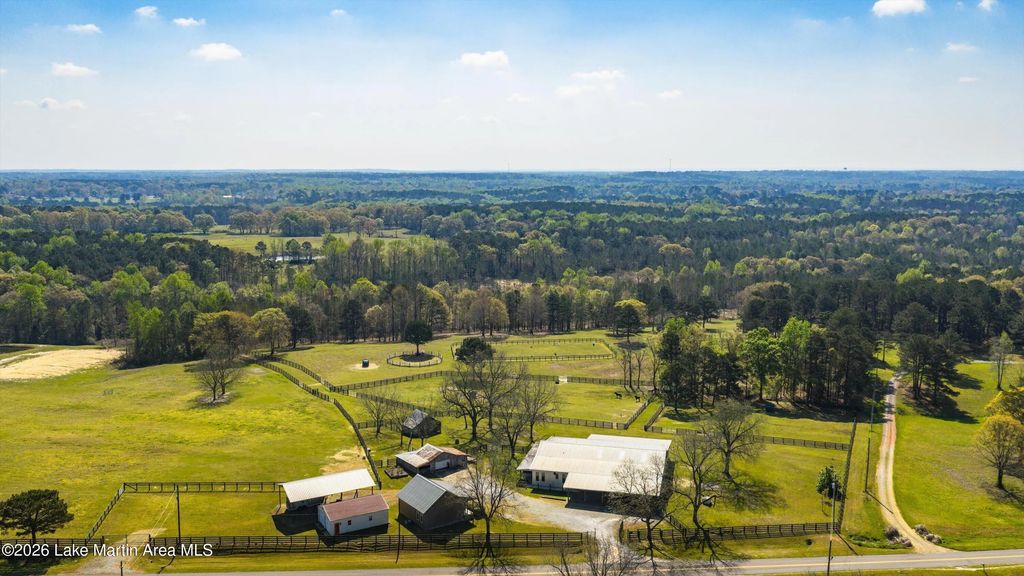 398 Abrams Rd, Tallassee