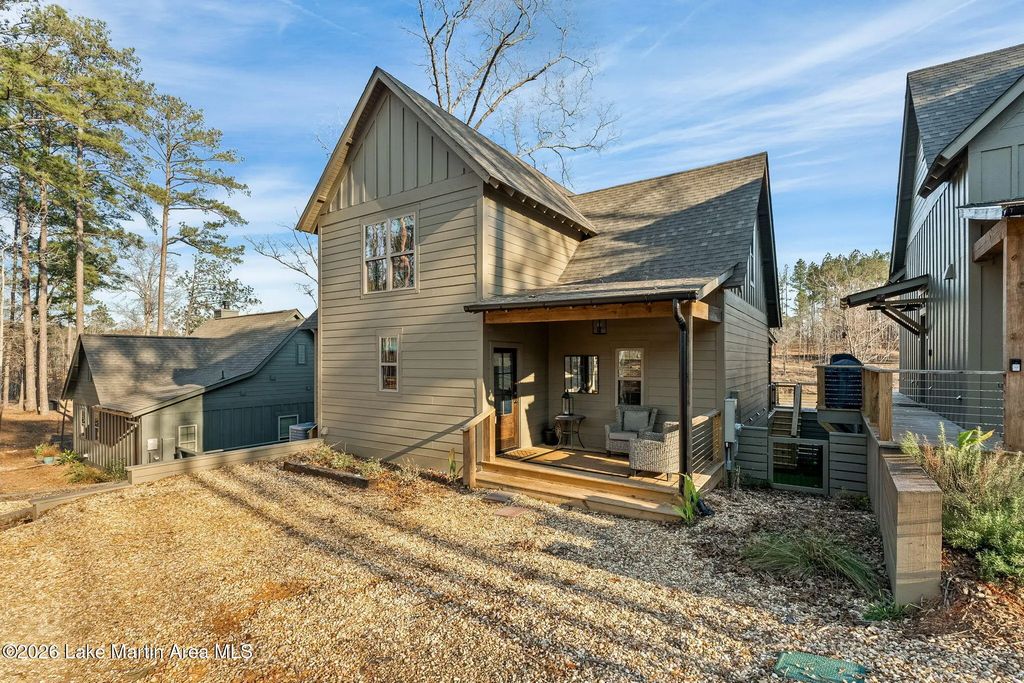 79 Harmony Cove Lane Ln, Eclectic