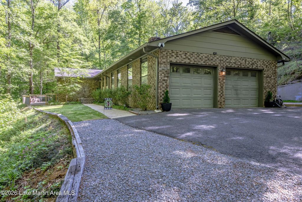 514 Sleepy Hollow Dr, Alexander City