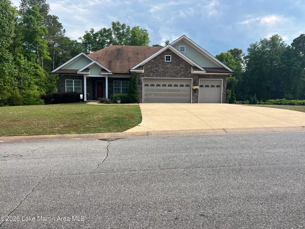 310 Lanita Ln, Dadeville