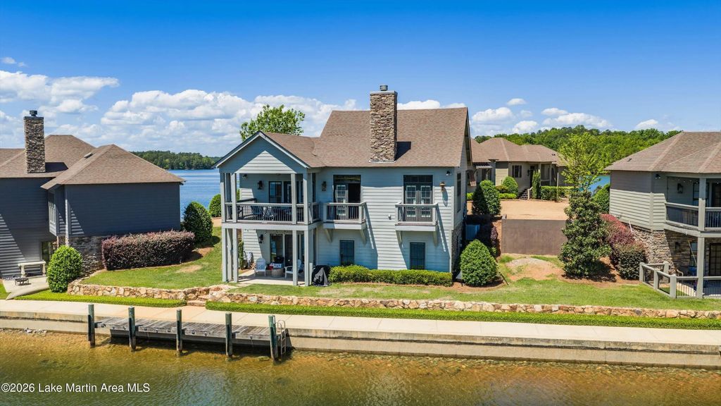 69 Village Key, Dadeville